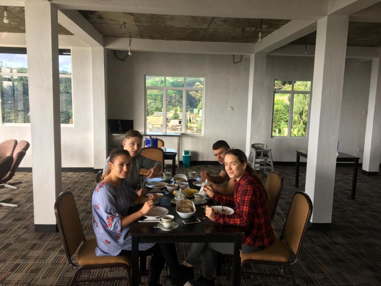 Namadi Nest Home Stay นูวาราเอลิยา ภายนอก รูปภาพ